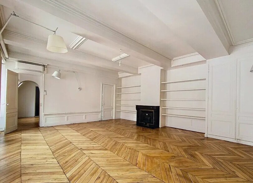 Bureau dans Paris à louer - Photo de l’immeuble – Image 2 sur 4