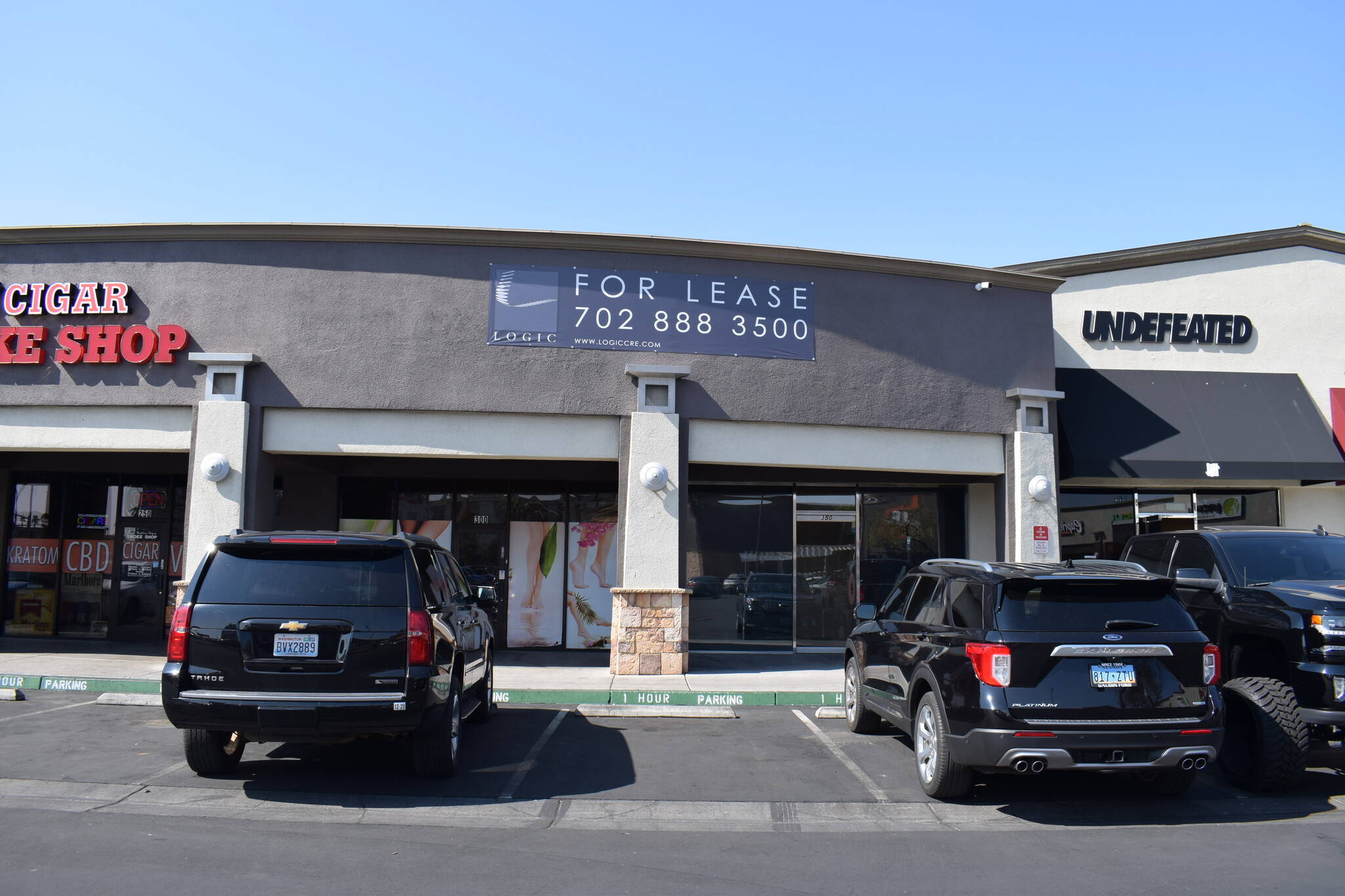 4490 Paradise Rd, Las Vegas, NV à louer Photo de l’immeuble– Image 1 sur 7
