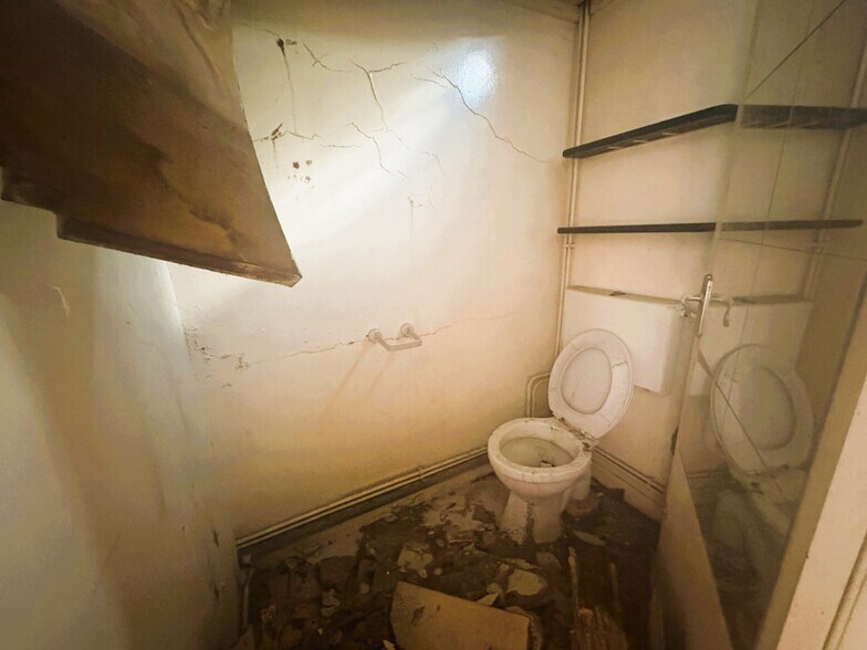 17 North Rd, Southall à vendre - Photo de l’immeuble – Image 2 sur 7