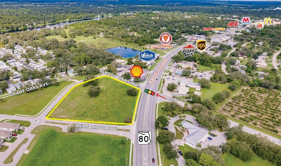 W. Hickpochee Ave. and Shady Oaks Ave.,, LaBelle, FL à louer - Aérien – Image 1 sur 7