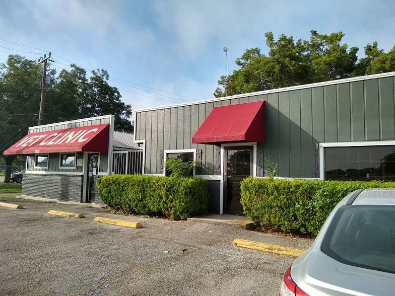 7036 US Highway 87, San Antonio, TX à louer - Photo principale – Image 1 sur 14