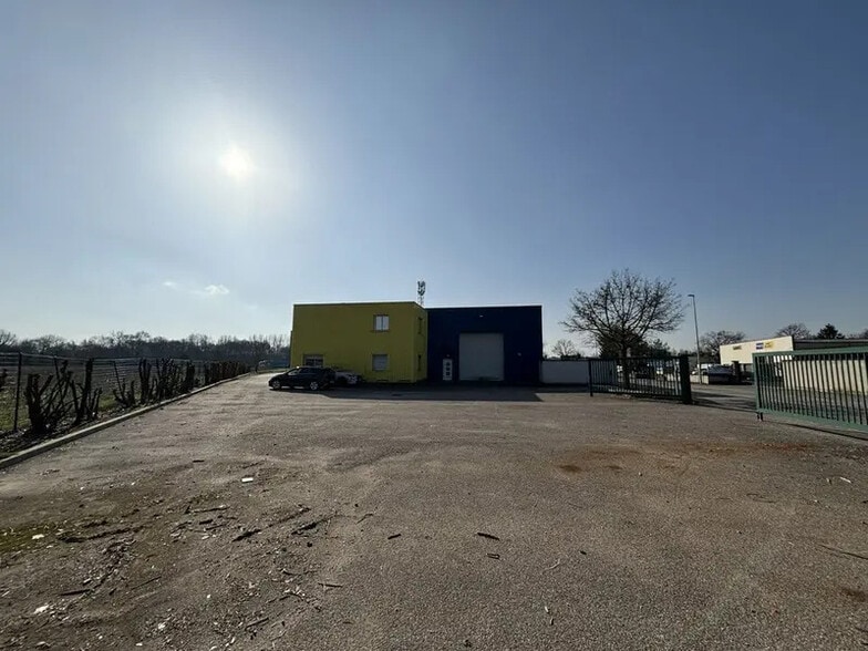 1 Rue Milton Friedman, Charvieu-Chavagneux à vendre - Photo de l’immeuble – Image 2 sur 13