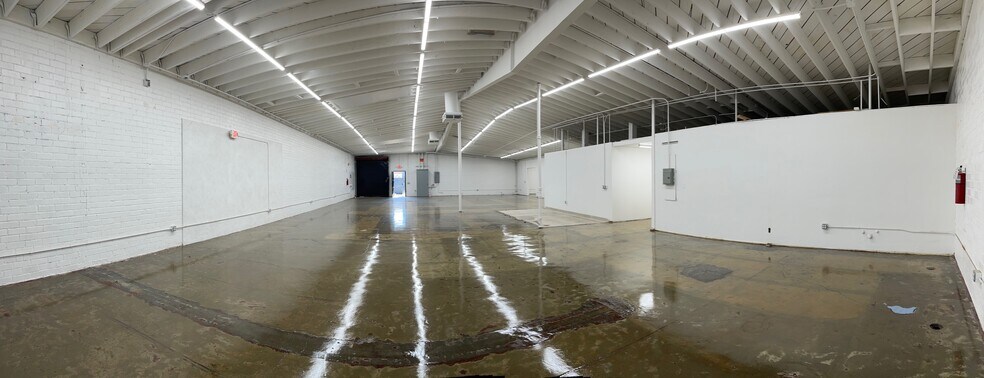 1212 Albany St, Los Angeles, CA à louer - Photo de l’immeuble – Image 1 sur 22
