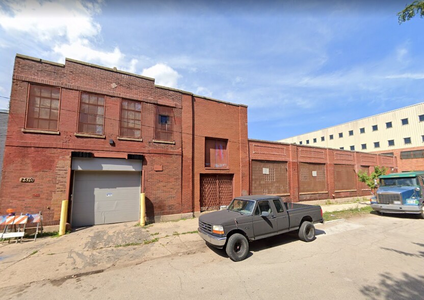 2508 W Maypole Ave, Chicago, IL à louer - Photo de l’immeuble – Image 2 sur 17