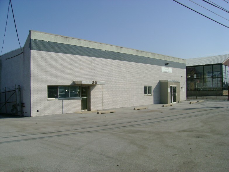 31-33 Industrial Hwy, Essington, PA à vendre - Photo de l’immeuble – Image 3 sur 15