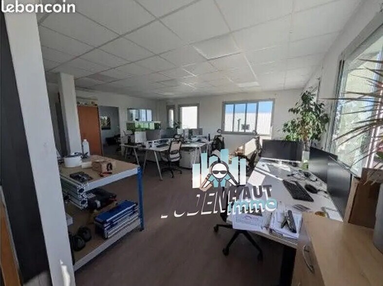 Bureau dans L'Union à louer - Photo de l’immeuble – Image 2 sur 5