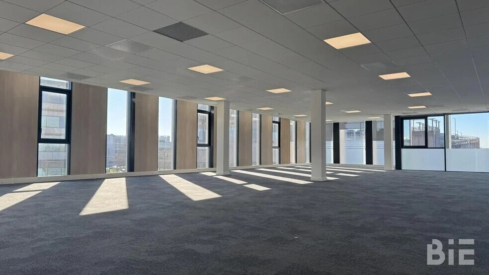 20 28 Allée De Boutaut, Bordeaux à louer - Photo de l’immeuble – Image 3 sur 8