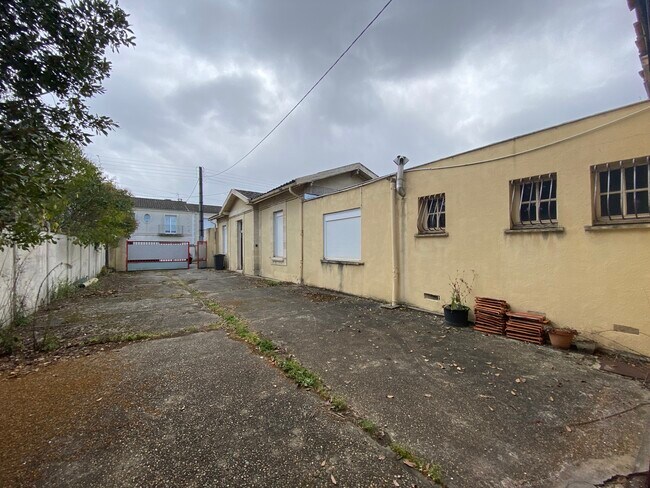 Plus de détails pour rue raymond poncaré, Le Bouscat - Local commercial à vendre