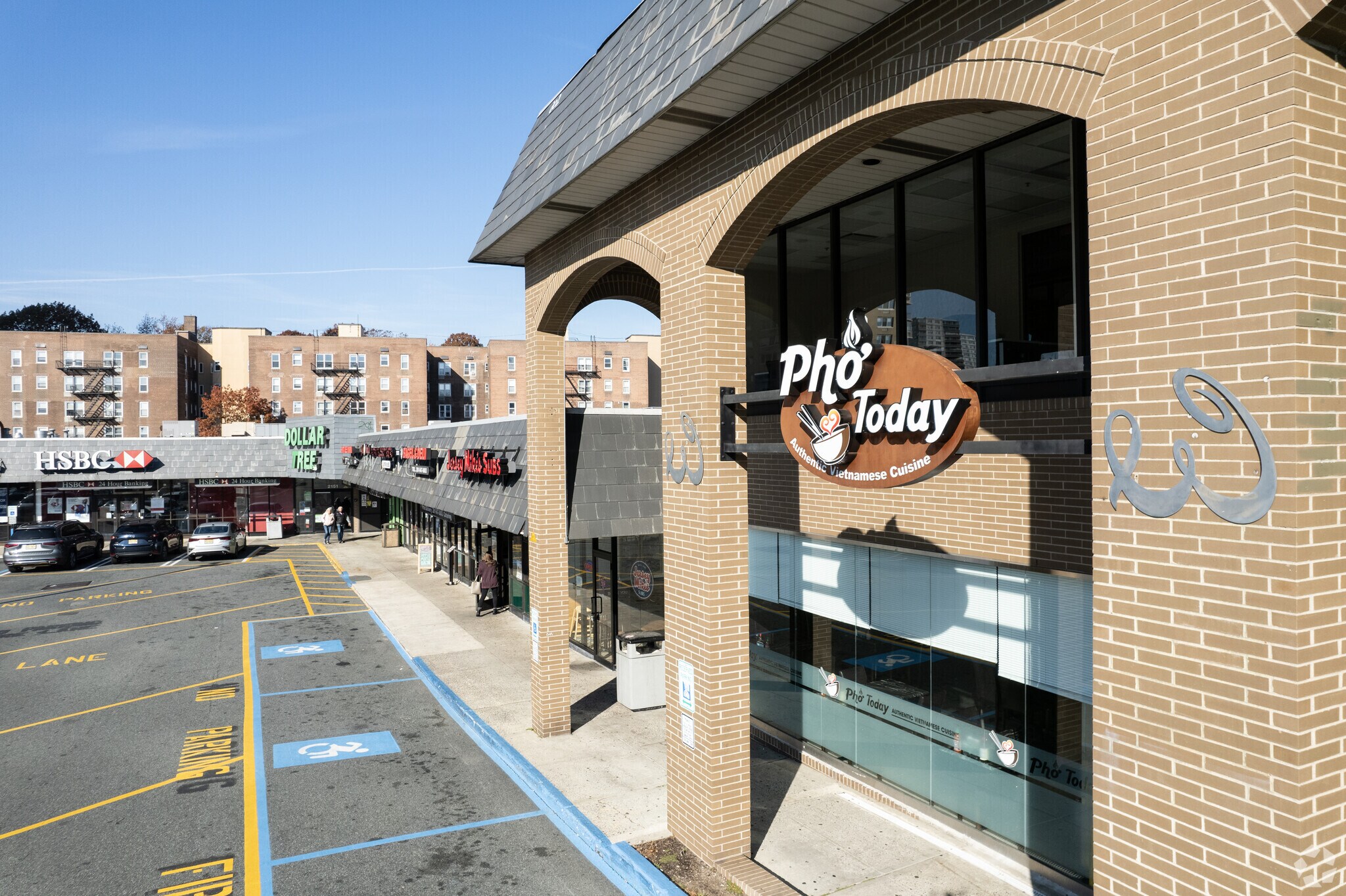 2151 Lemoine Ave, Fort Lee, NJ à louer Photo principale– Image 1 sur 11