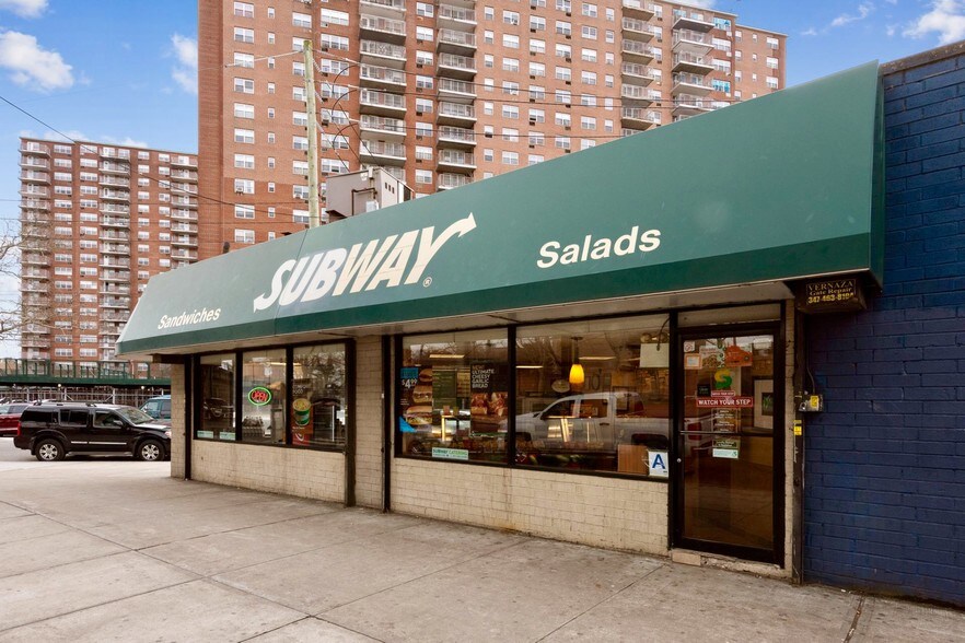 2863-2873 Harway Ave, Brooklyn, NY à louer - Photo de l’immeuble – Image 3 sur 8
