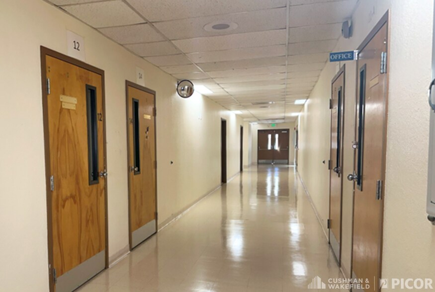 710 S Kolb, Tucson, AZ à louer - Photo de l’immeuble – Image 3 sur 7