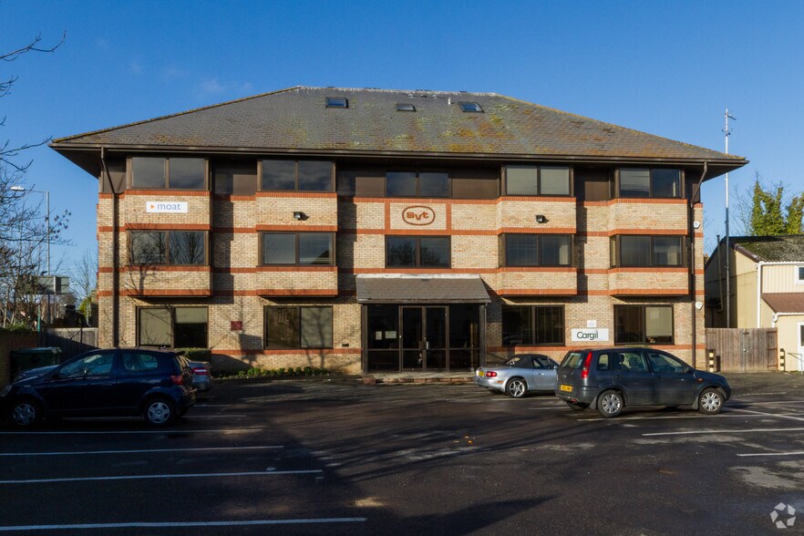 Holloway Rd, Heybridge à vendre - Photo de l’immeuble – Image 2 sur 3