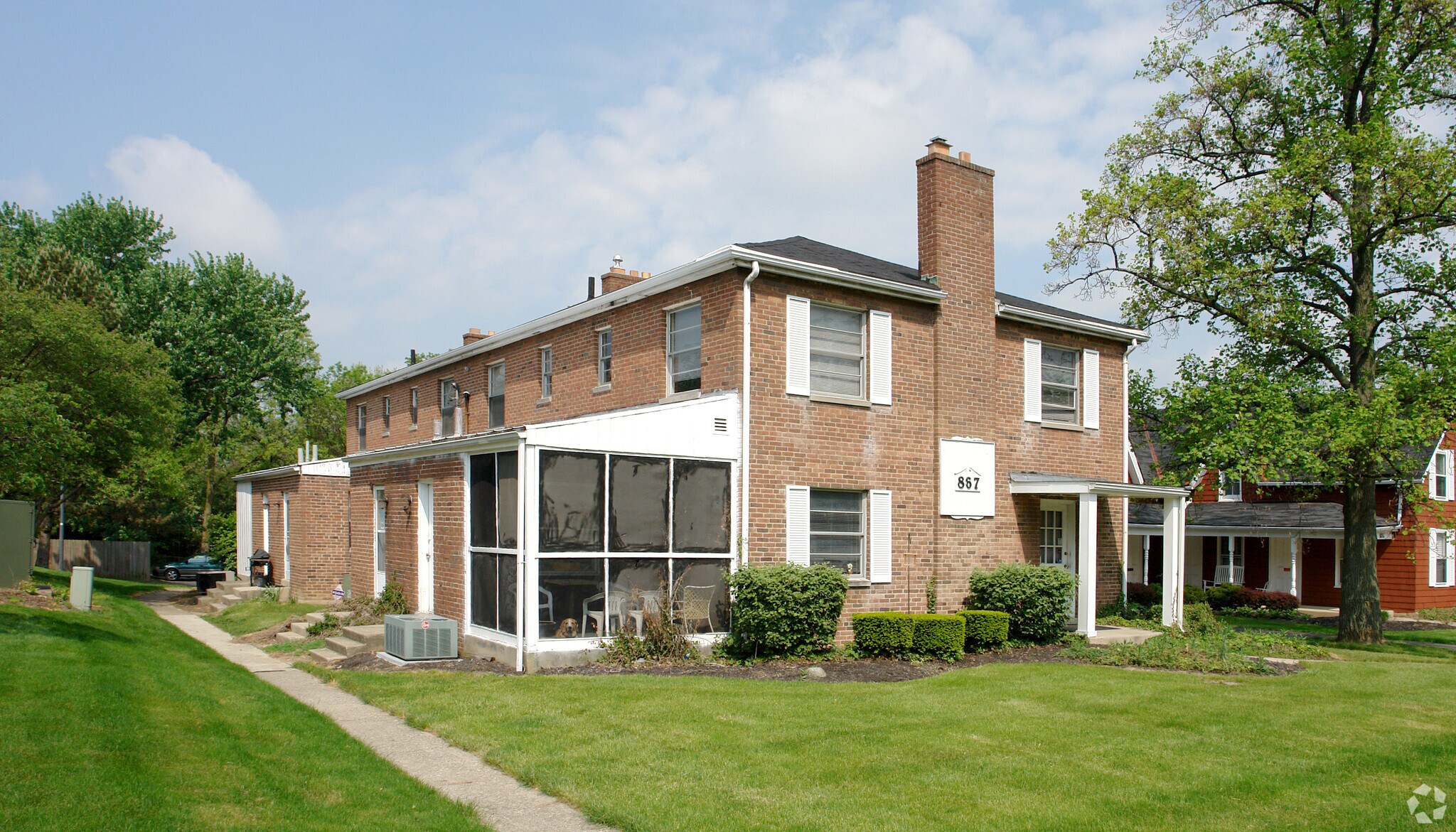867 High St, Worthington, OH à louer Photo de l’immeuble– Image 1 sur 18