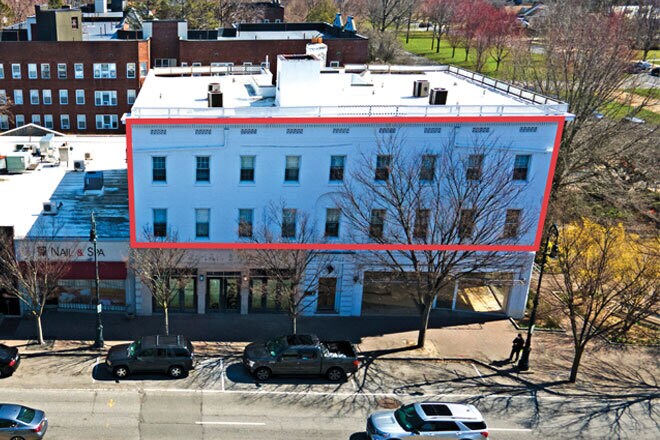 815-825 Franklin Ave, Garden City, NY à louer - Photo de l’immeuble – Image 1 sur 10
