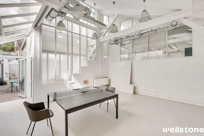 Plus de détails pour 19-21 Rue Valette, Paris - Bureau à louer