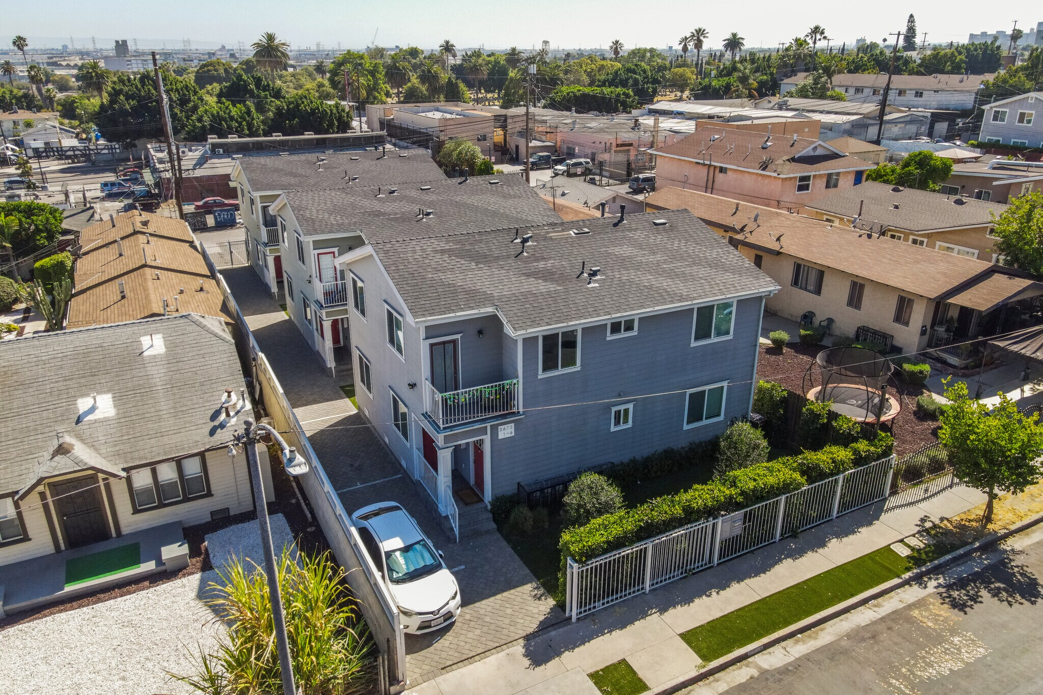 3672 Percy St, Los Angeles, CA à vendre Photo de l’immeuble– Image 1 sur 58