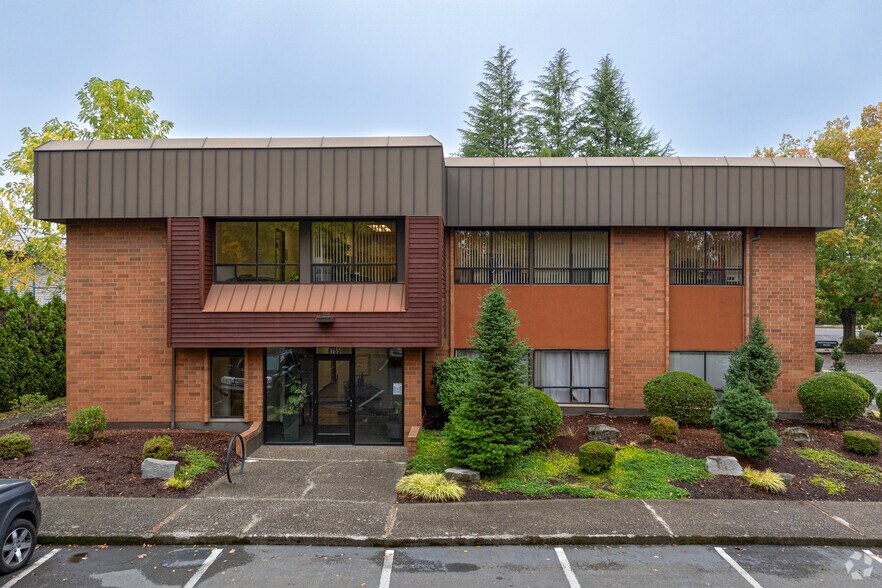 8755 SW Citizens Dr, Wilsonville, OR à louer - Photo de l’immeuble – Image 3 sur 11