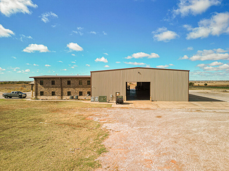 7604 S Highway 132, Drummond, OK à vendre - Photo de l’immeuble – Image 3 sur 34