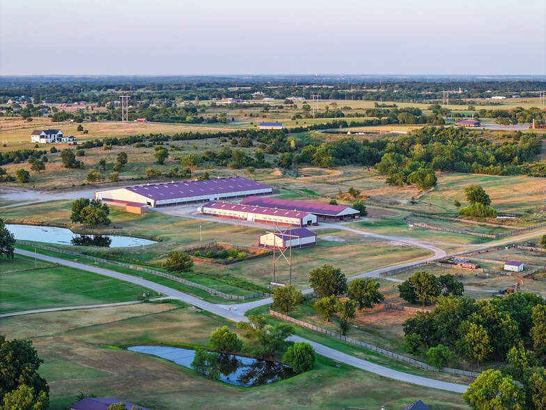 5871 Roper Rd, Sperry, OK à vendre - Photo principale – Image 3 sur 68