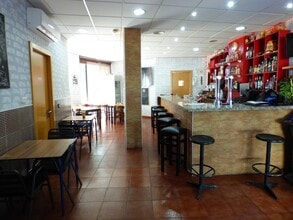 Local commercial dans Manresa, Barcelona à louer Photo intérieure– Image 2 sur 13