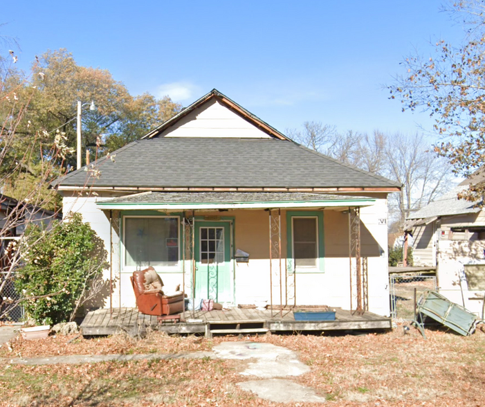 611 E 9th St, Pittsburg, KS à vendre - Photo principale – Image 1 sur 1
