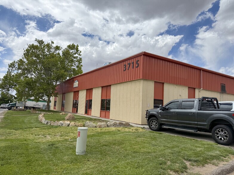 3715 Hawkins St NE, Albuquerque, NM à louer - Photo de l’immeuble – Image 2 sur 4