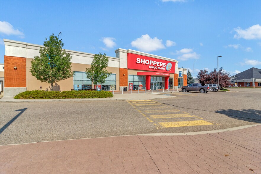 2440 Division Ave NW, Medicine Hat, AB à vendre - Photo de l’immeuble – Image 3 sur 22