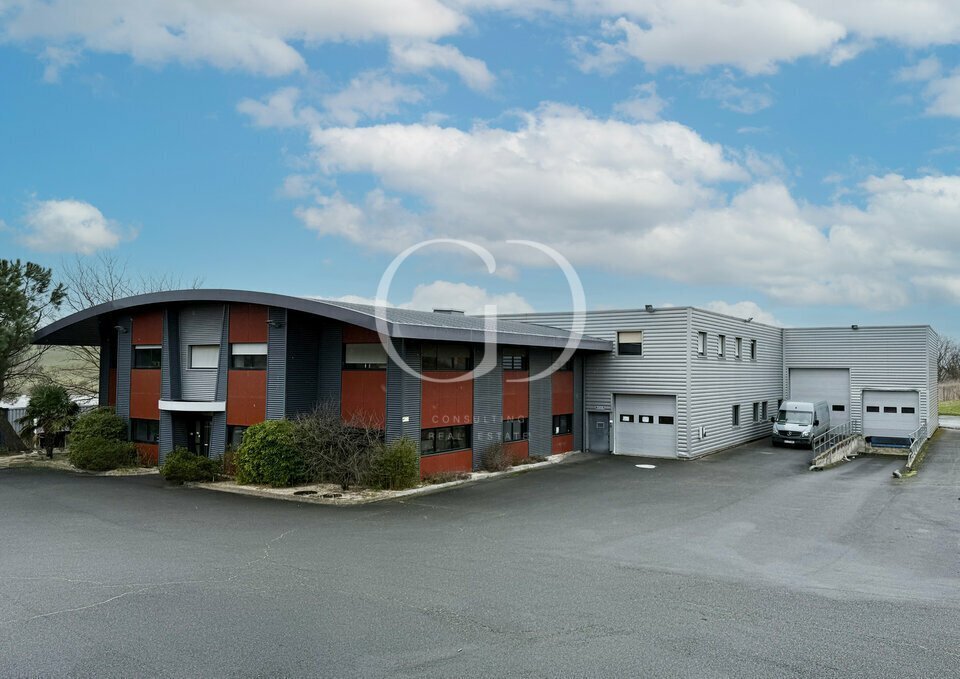 205 Rue De Montepy, Fleurieux-sur-l'Arbresle à louer Photo de l’immeuble– Image 1 sur 12