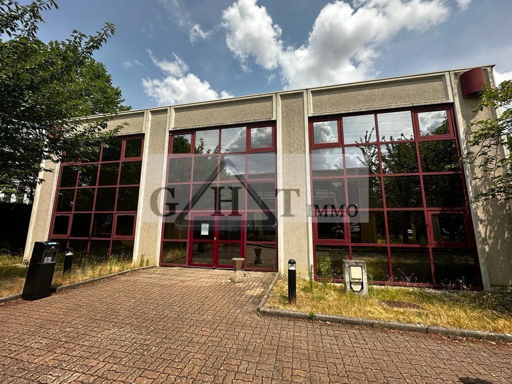 Bureau dans Pontoise à vendre Photo de l’immeuble– Image 1 sur 8