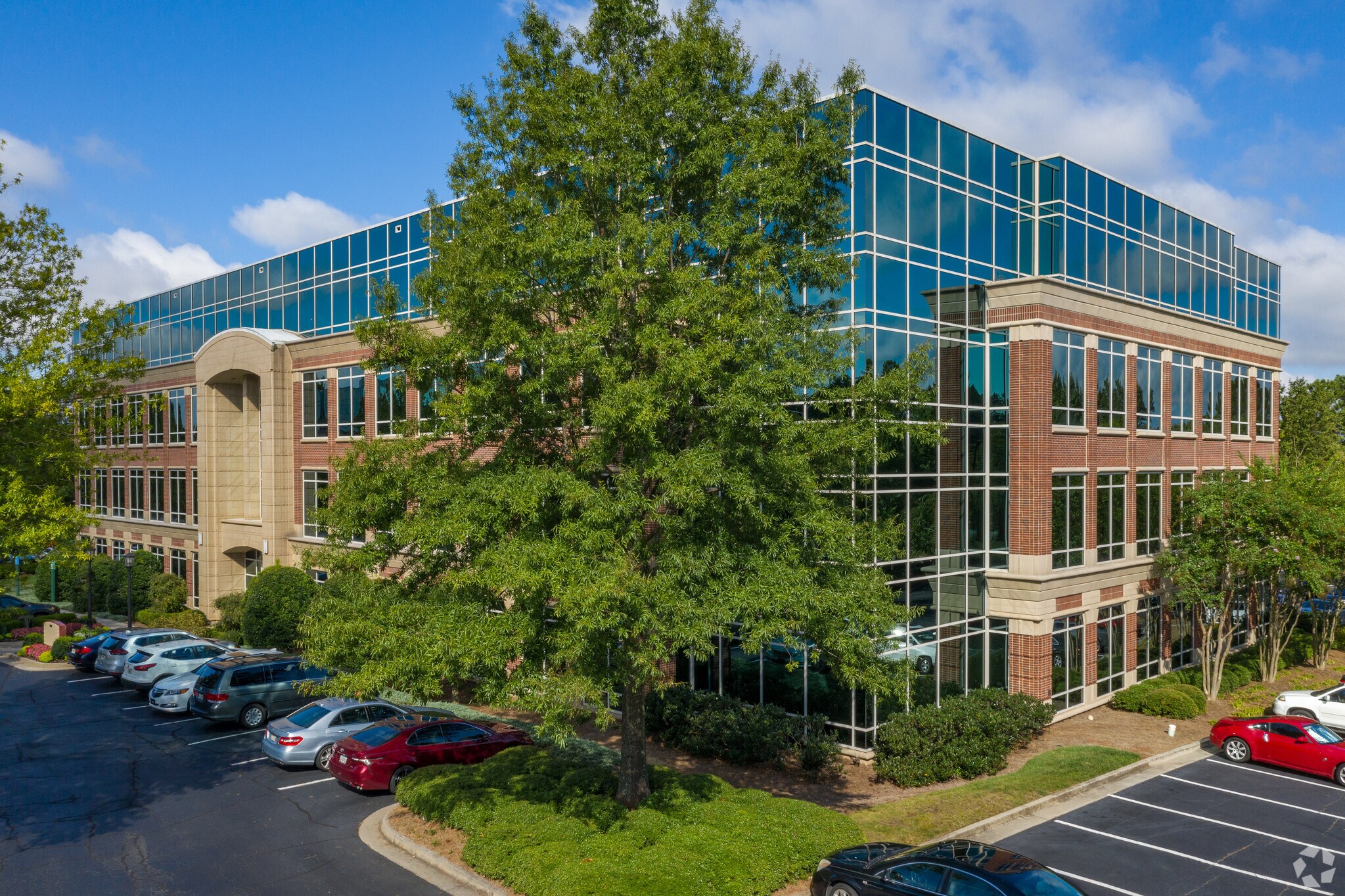 3720 Davinci Ct, Peachtree Corners, GA à louer Photo principale– Image 1 sur 17