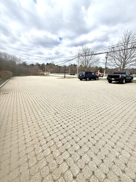 155 Lafayette Rd, North Hampton, NH à louer - Photo de l’immeuble – Image 2 sur 32