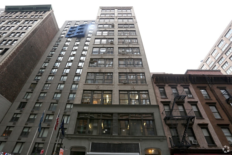 164 W 25th St, New York, NY à louer - Photo de l’immeuble – Image 3 sur 13
