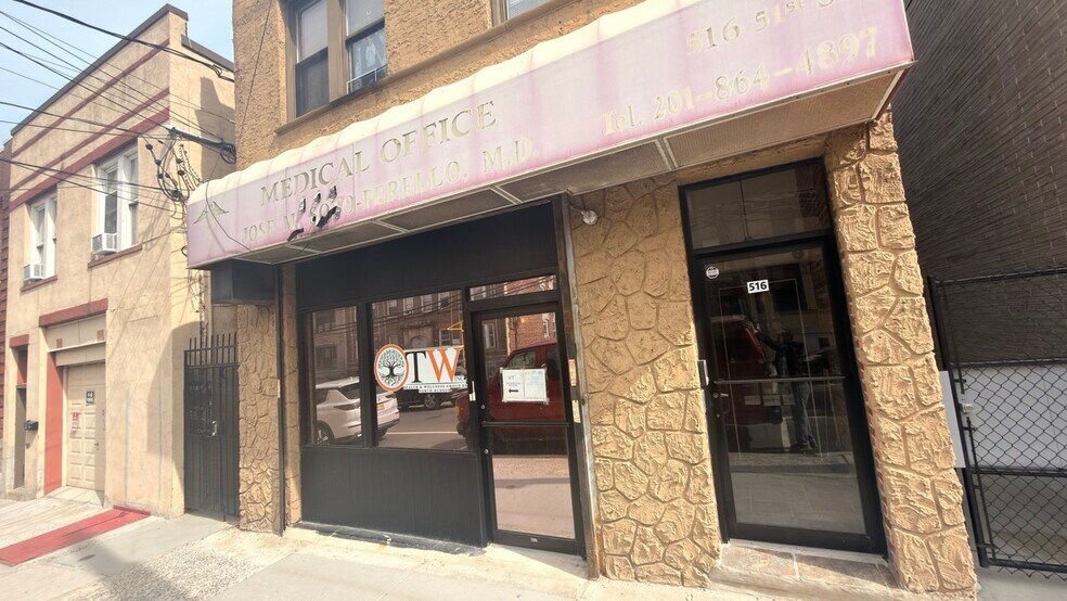 516 51st St, West New York, NJ à louer - Photo de l’immeuble – Image 2 sur 16