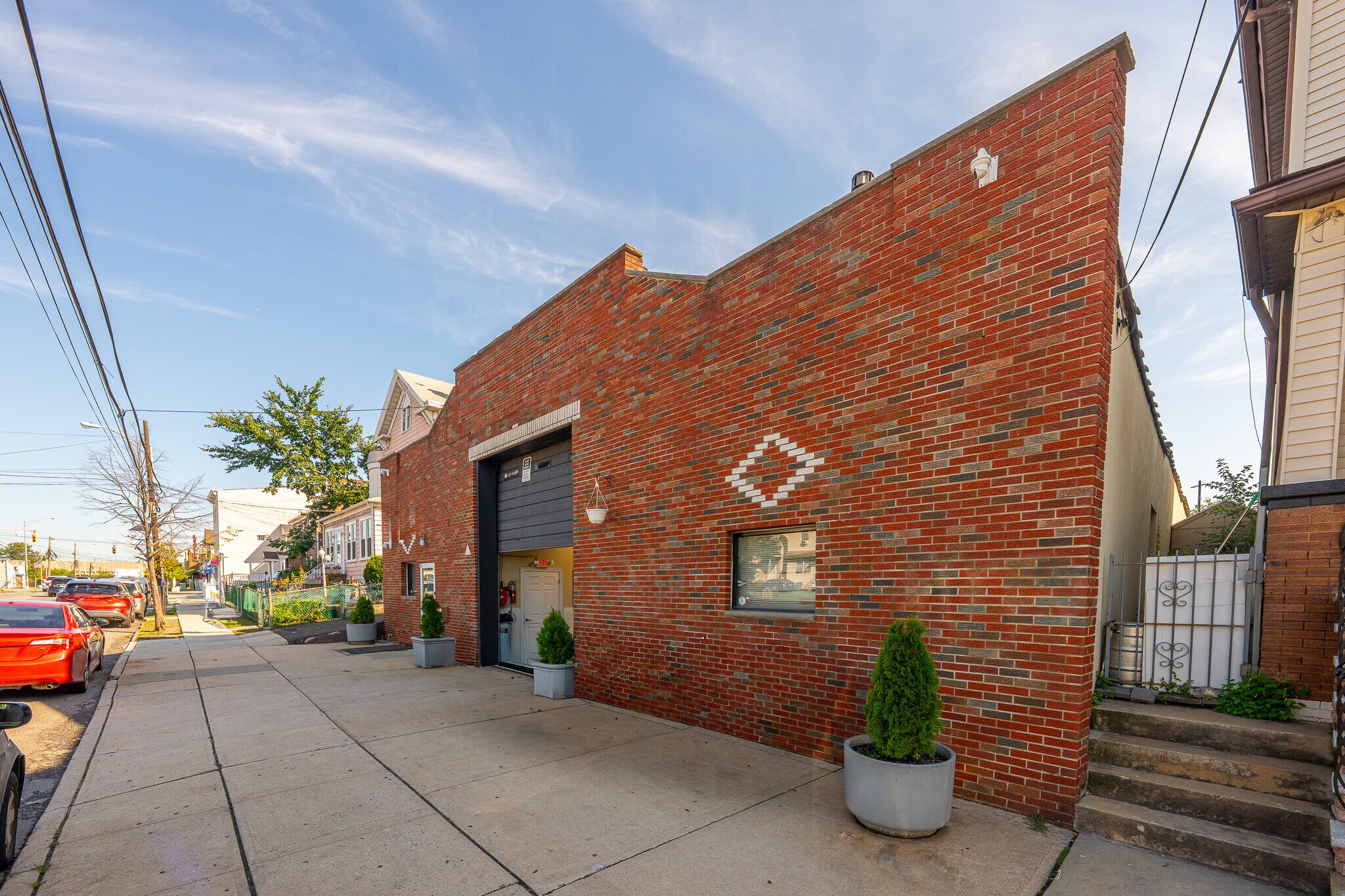 245-247 Elizabeth Ave, Elizabeth, NJ à louer Photo de l’immeuble– Image 1 sur 24