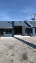 10835-10845 Vanowen St, North Hollywood, CA à louer - Vidéo sur l’annonce professionnelle 