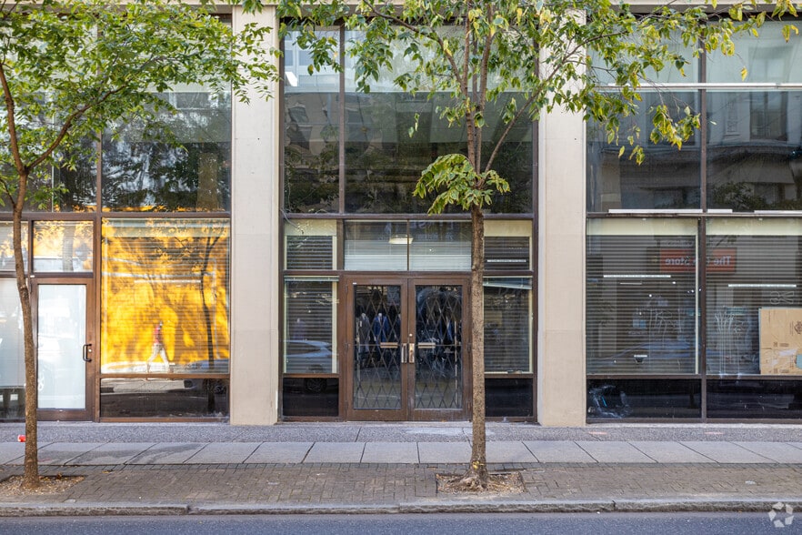 1218 Chestnut St, Philadelphia, PA à louer - Photo de l’immeuble – Image 1 sur 6