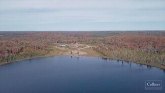 Plus de détails pour 433 Cardwell Lake Rd, Huntsville, ON - Terrain à vendre