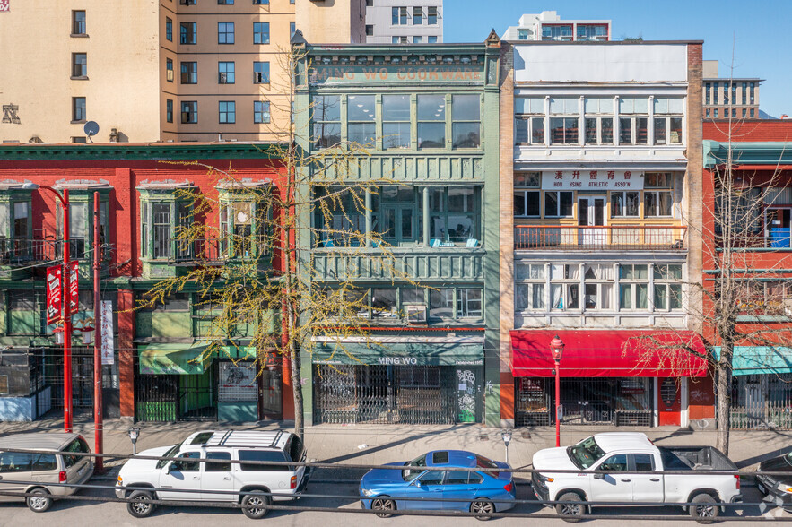 23 E Pender St, Vancouver, BC à vendre - Photo de l’immeuble – Image 1 sur 10