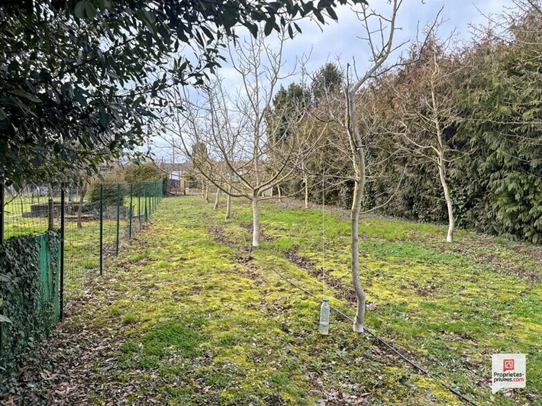 Terrain dans Sablé-sur-Sarthe à vendre - Photo de l’immeuble – Image 3 sur 3