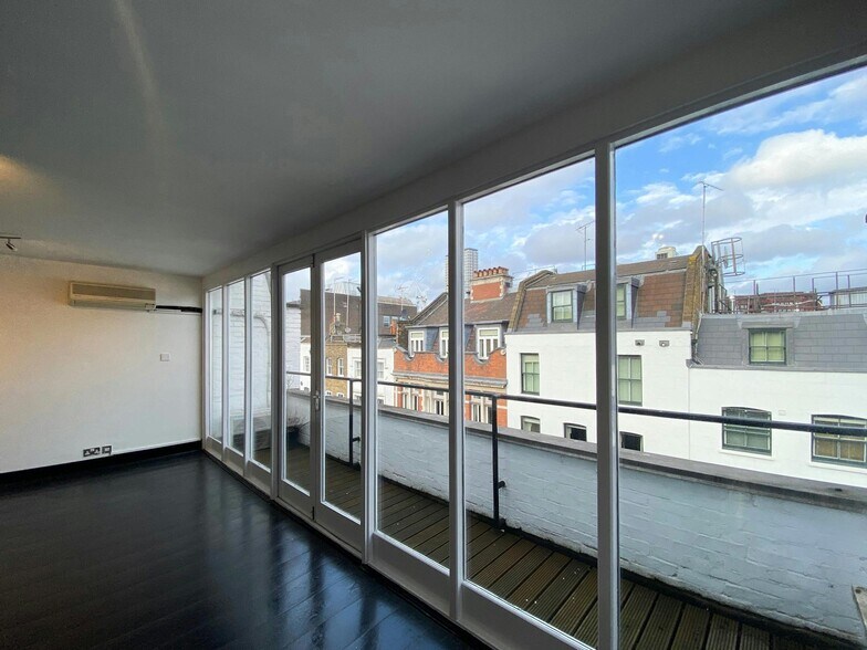 63 Dean St, Londres à louer - Photo de l’immeuble – Image 3 sur 10