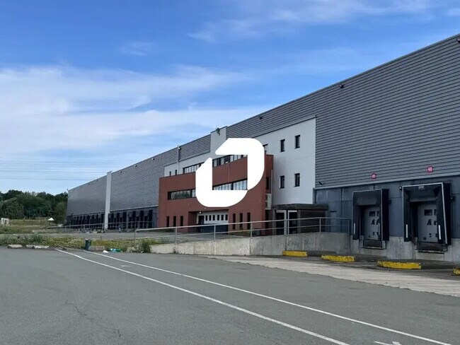 Plus de détails pour Industriel/Logistique à louer