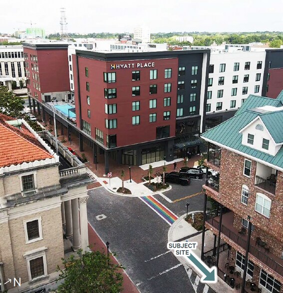 201 SE 2nd Ave, Gainesville, FL à louer - Photo de l’immeuble – Image 2 sur 5