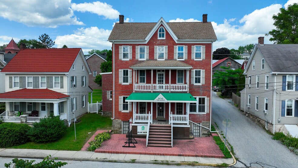 106 N Front St, New Freedom, PA à louer - Photo de l’immeuble – Image 1 sur 1