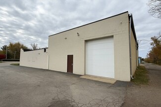 Plus de détails pour 25916 W 7 Mile Rd, Redford Township, MI - Industriel/Logistique à vendre