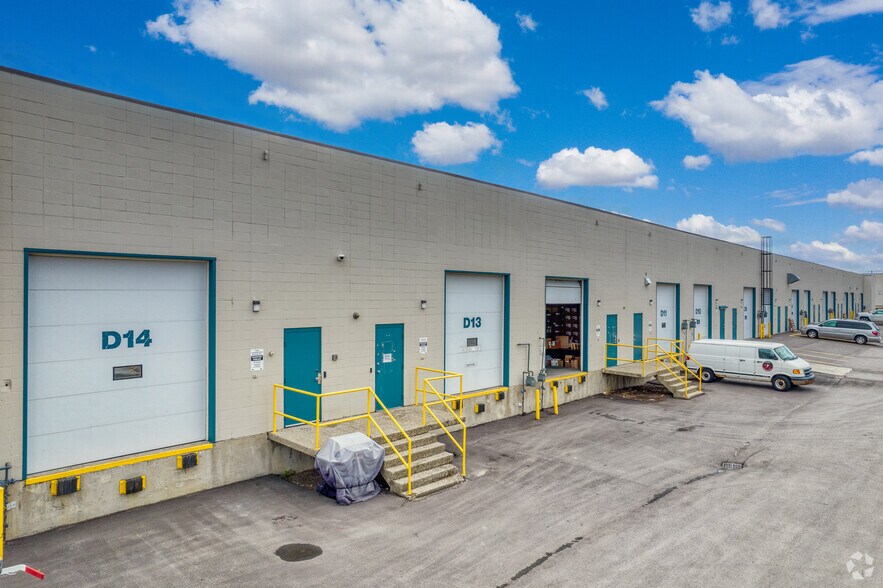 6115 3rd St SE, Calgary, AB à louer - Photo de l’immeuble – Image 3 sur 5