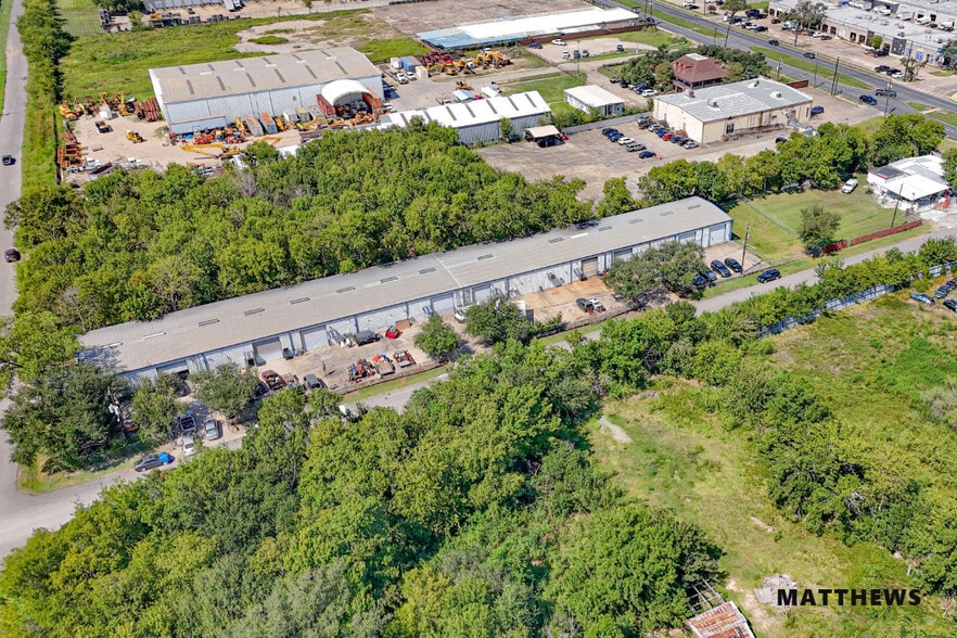 Winkler/Bracknell Portfolio portefeuille de 2 biens à vendre sur LoopNet.fr - Photo principale – Image 2 sur 2