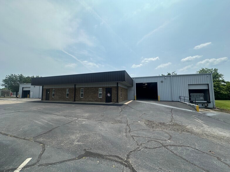 4233 Hurricane Creek Blvd, Antioch, TN à louer - Photo de l’immeuble – Image 2 sur 8