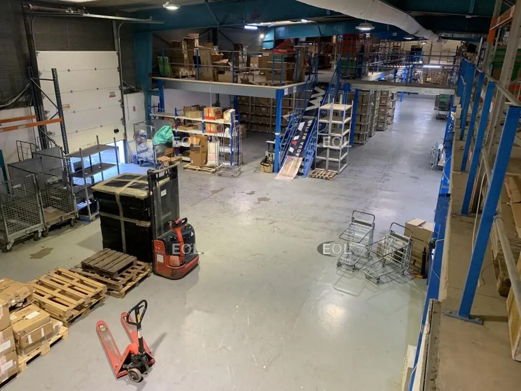 Local d'activités dans Grans à vendre Photo de l’immeuble– Image 1 sur 10