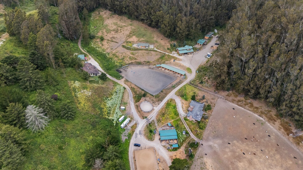 12150 San Mateo Rd, Half Moon Bay, CA à vendre - Aérien – Image 2 sur 32