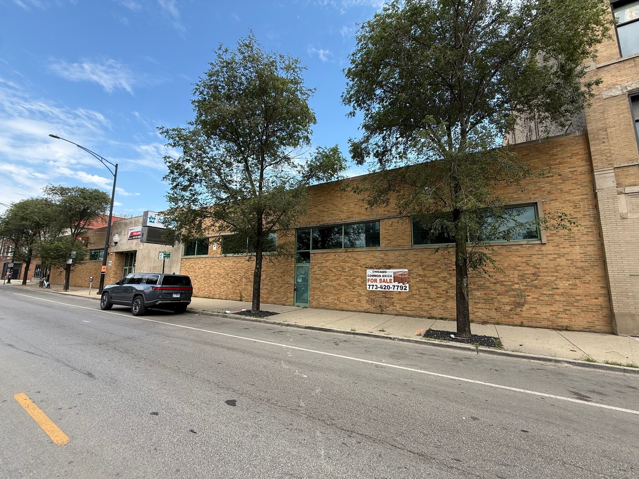 3640 W Armitage Ave, Chicago, IL à louer Photo intérieure– Image 1 sur 5